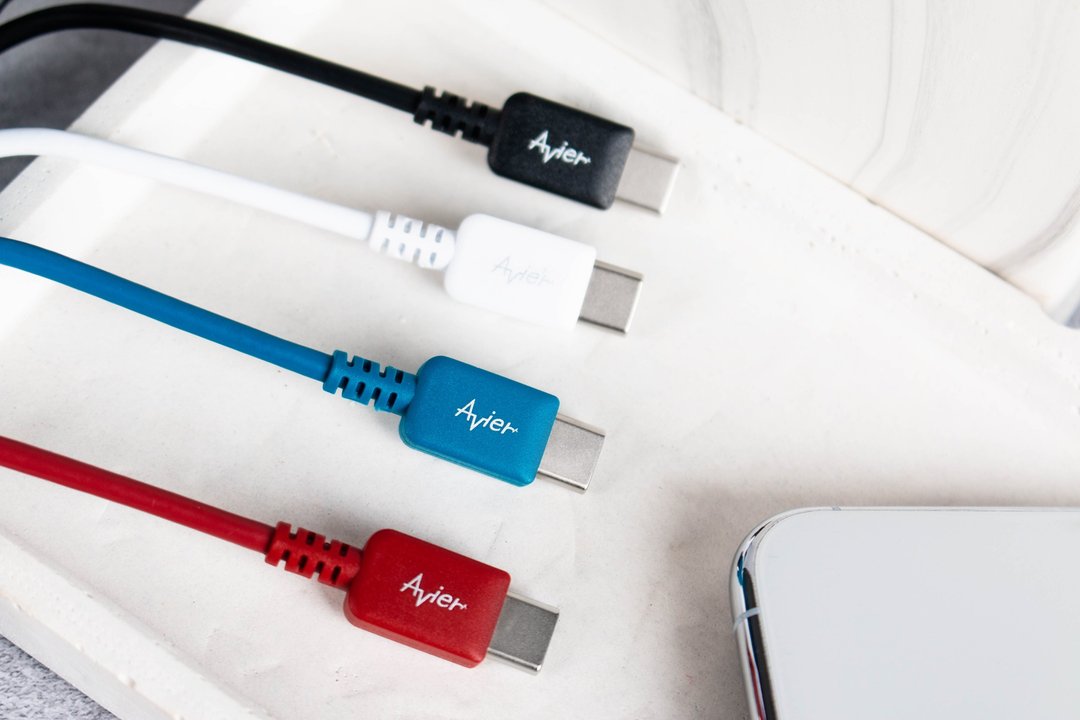 Avier COLOR MIX USB C to Lightning高速充电传输线 - 手机充电及周边 - 其他金属 