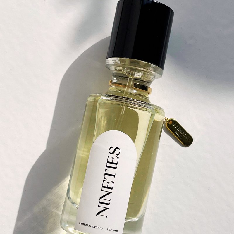THE NINETIES - Eau de Parfum 30ml - 香水/香膏 - 浓缩/萃取物 多色
