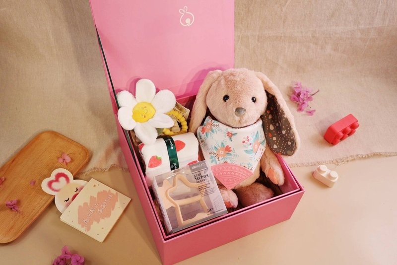 【定制】 如花似玉-安抚娃娃+手摇铃+固齿器+万用巾 满月弥月礼盒 - 满月礼盒 - 其他材质 多色