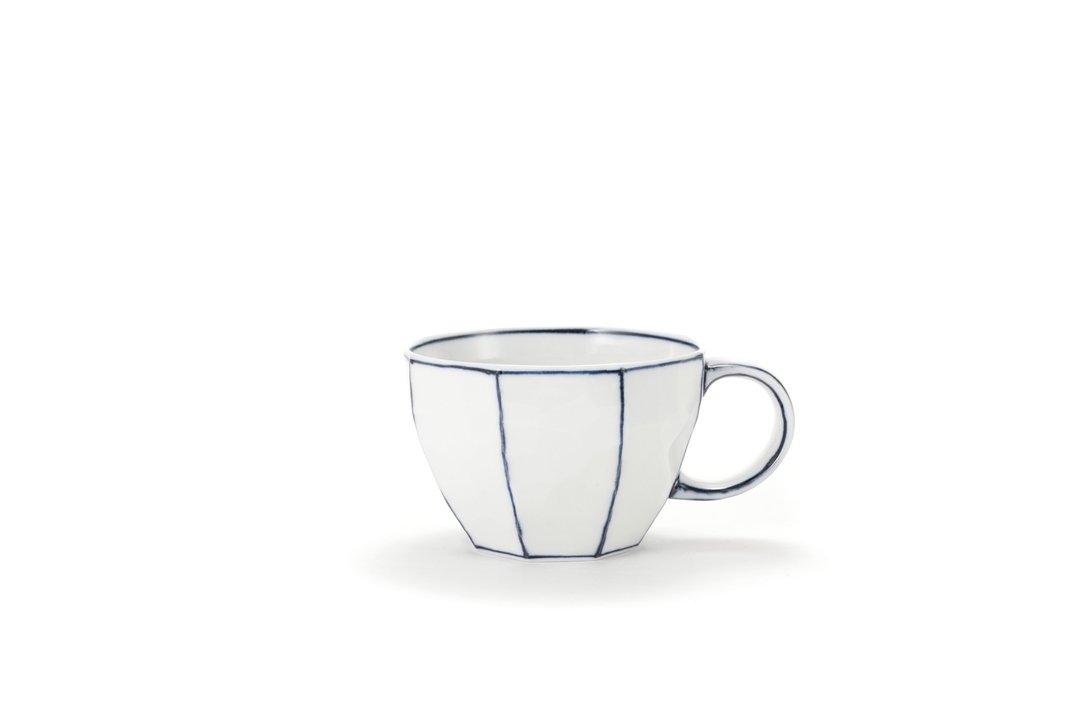 KIMSEOKBINN CERAMIC 斜角杯_卡布奇诺 - 咖啡杯/马克杯 - 陶 白色