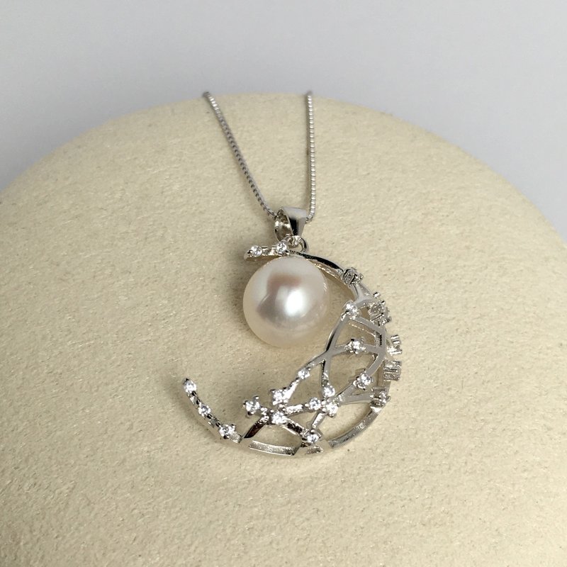 。皎洁明月。小灯泡淡水珍珠。天然镜面珠光白。925纯银项链。 - 项链 - 珍珠 白色