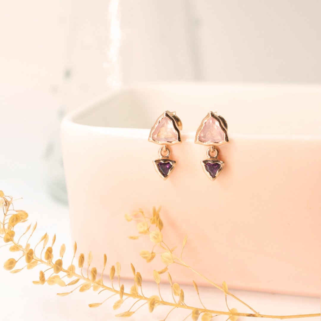 Rosey Dangle Earrings 三角形蔷薇耳环 - 耳环/耳夹 - 银 