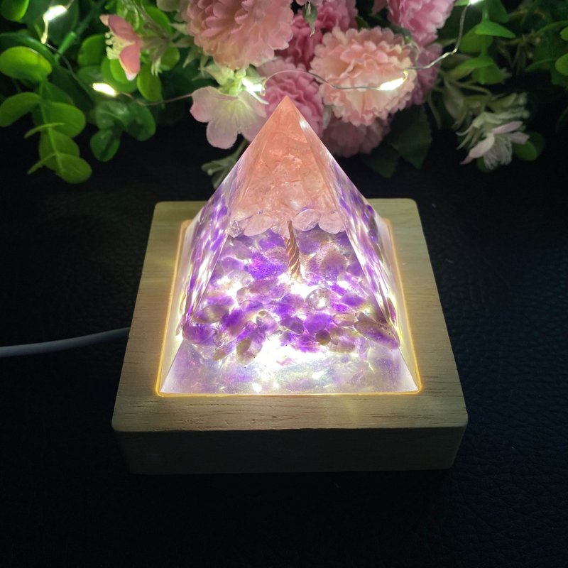 小夜灯/金字塔奥根塔Orgonite生命之树/人缘/能量粉水晶紫水晶 - 摆饰 - 树脂 