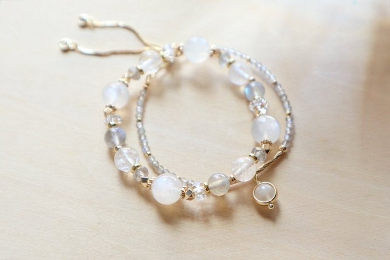 【月亮光|两件组合手链】蓝月光|白月光|提升魅力|改善焦虑|平静 - 手链/手环 - 水晶 白色