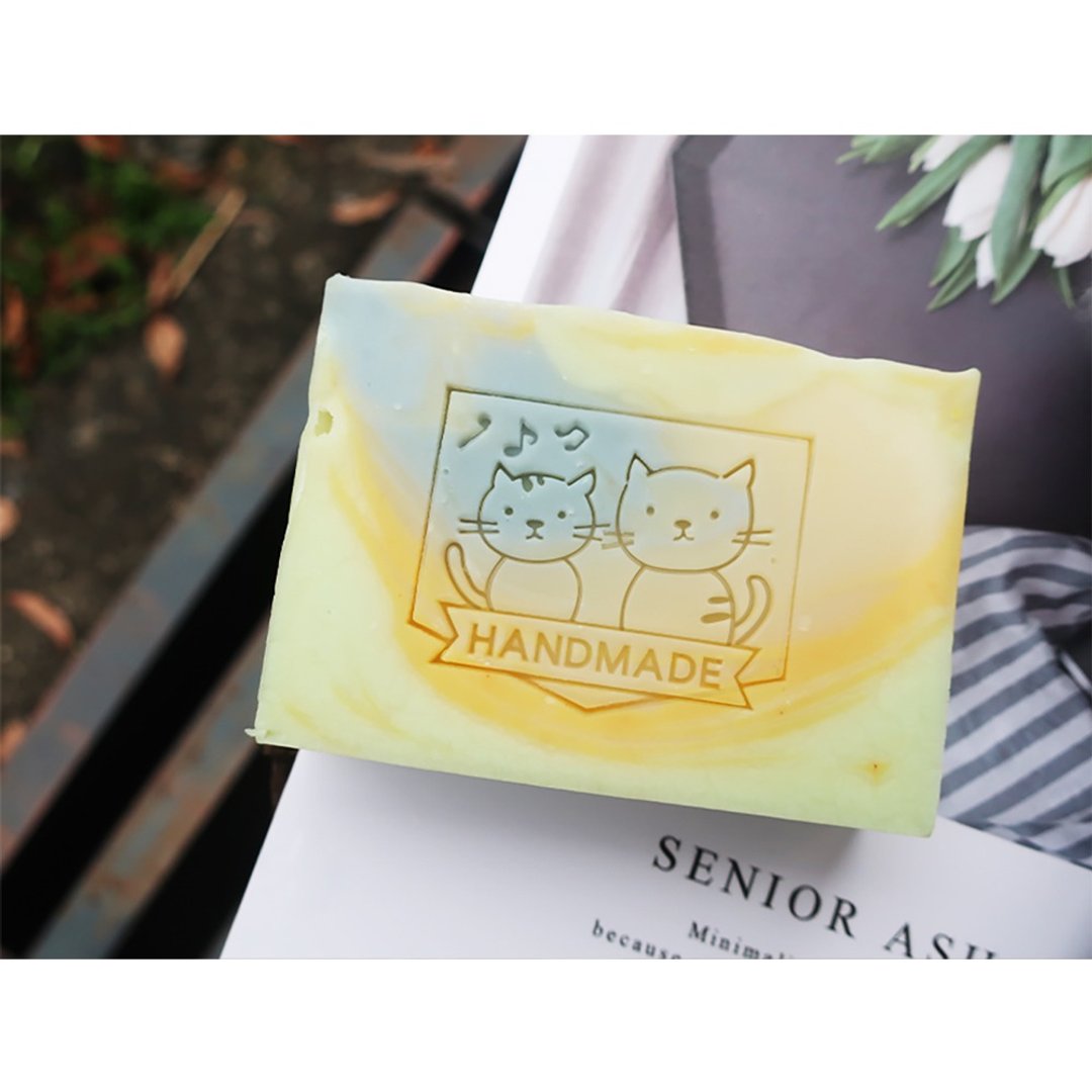 【皂章A51】窗台猫 Handmade Soap Stamp 猫咪是我朋友 - 蜡烛/香氛/手工皂 - 压克力 