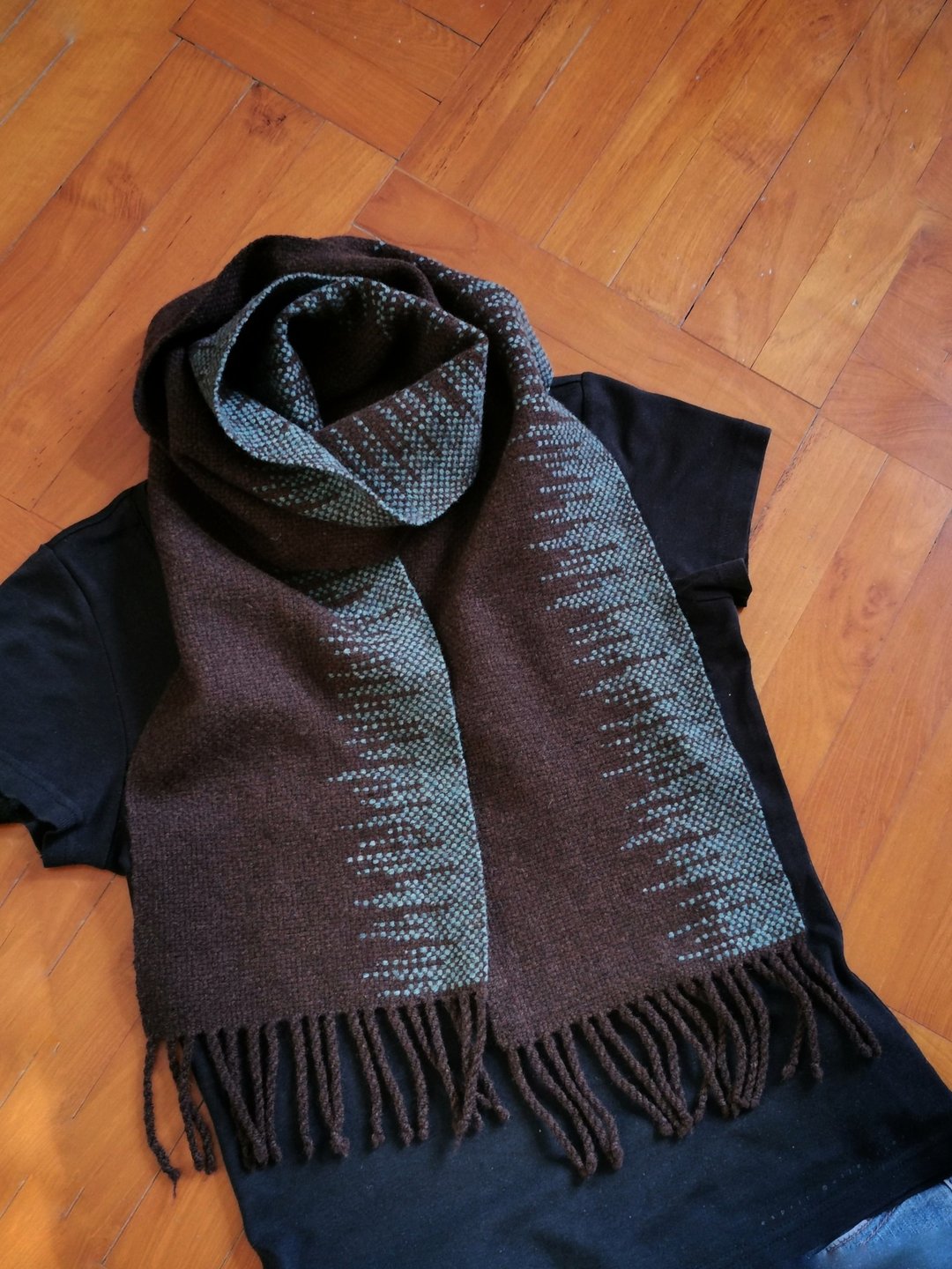 Handwoven by Carina | 手织50牦牛绒50美丽诺羊毛围巾 - 围巾/披肩 - 羊毛 咖啡色
