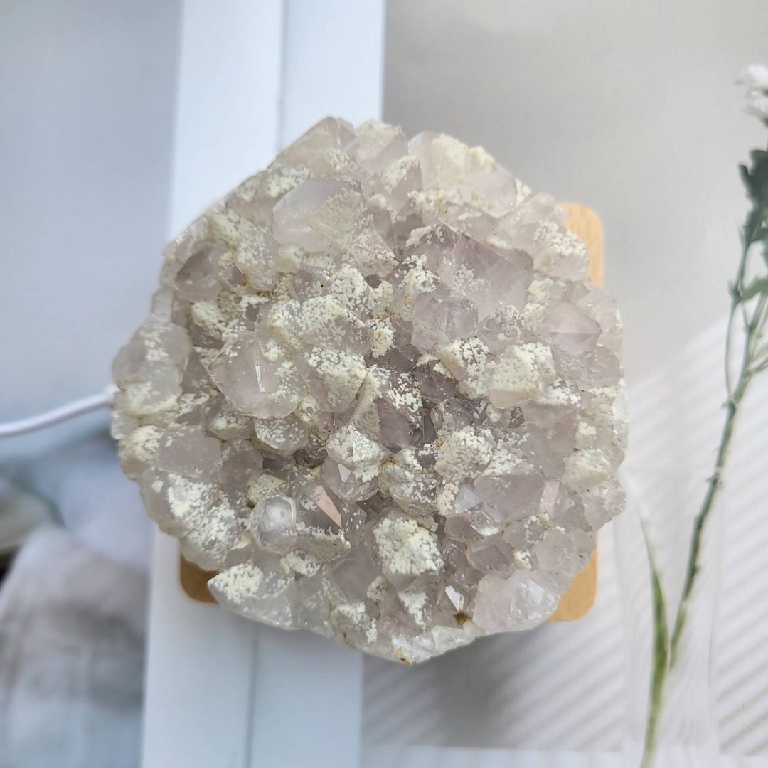 巴西雪景紫水晶捧花/招财桃花贵人风水(附灯座)7-3 - 摆饰 - 水晶 
