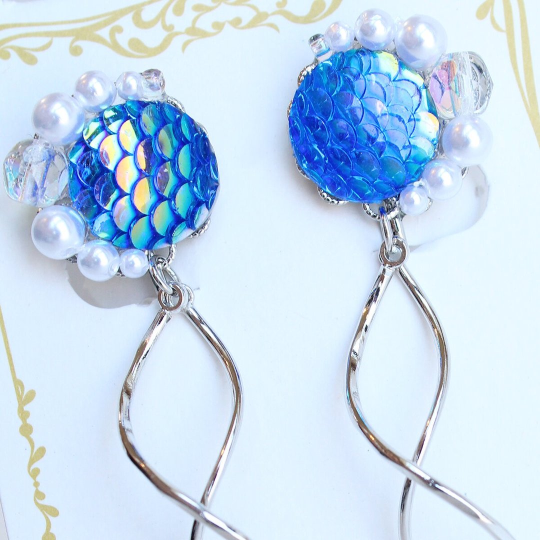 Mermaid Earrings Mermaid Princess Scales Earrings Blue Collar - 耳环/耳夹 - 压克力 蓝色