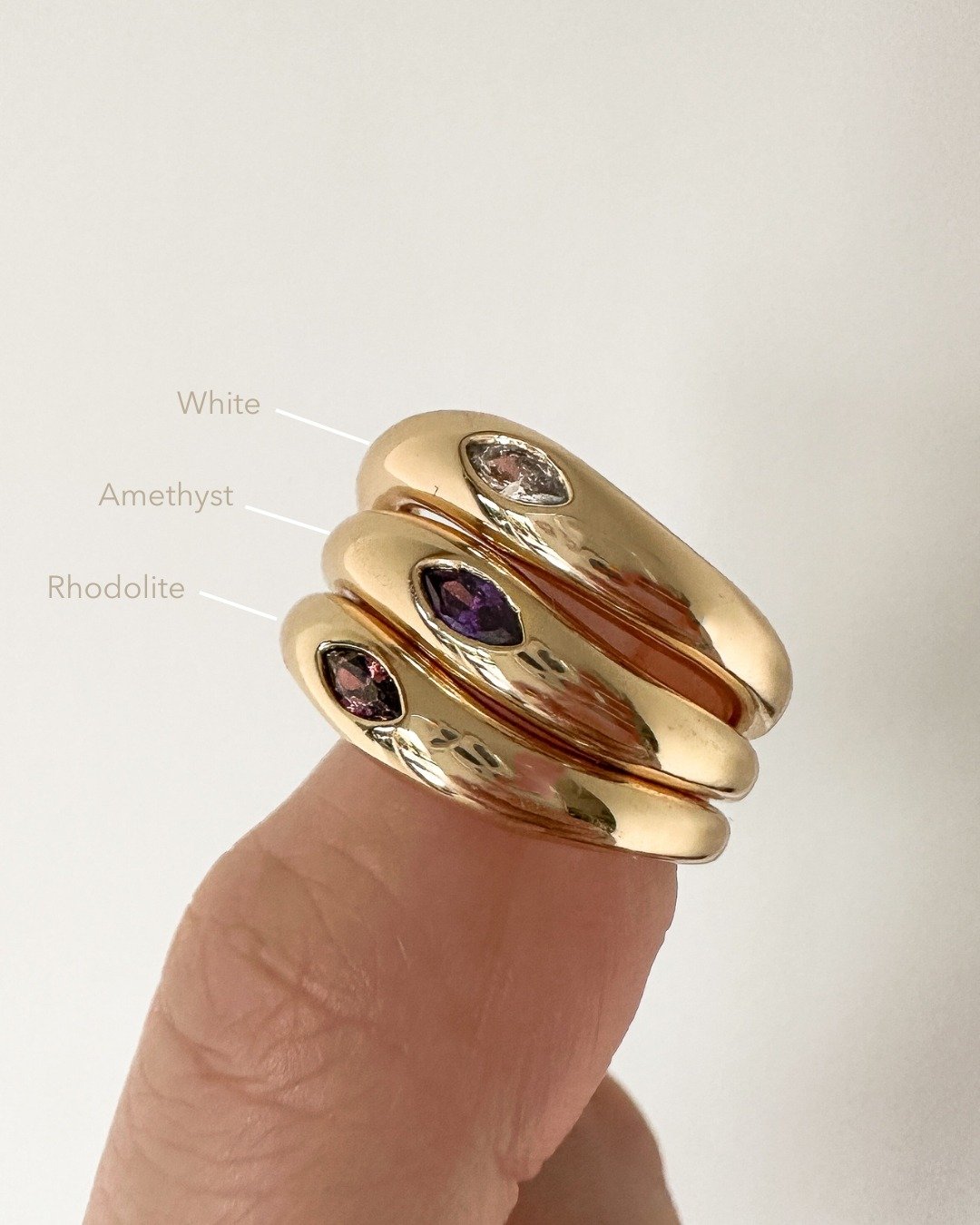 Renee 可叠式红榴石戒指 | Sachelle Collective - 戒指 - 贵金属 金色