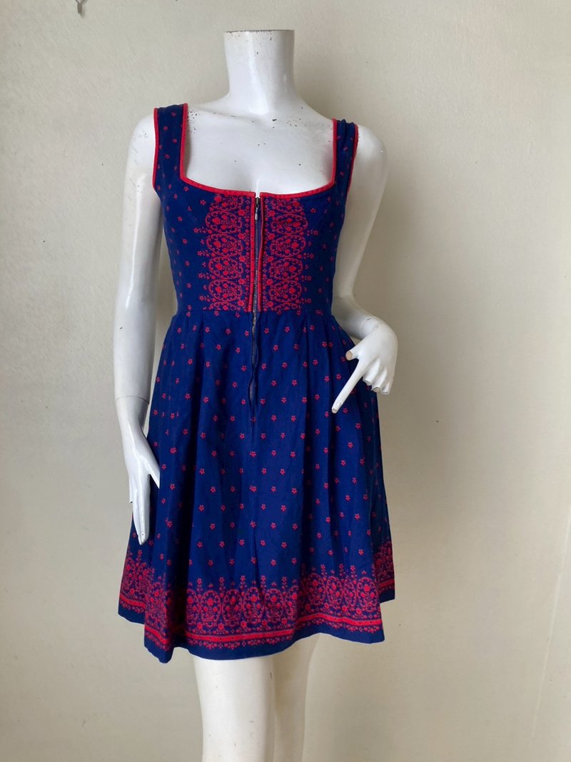 奥地利复古 Salzburger Dirndl trachten 连身裙，带阳台紧身胸衣 - 洋装/连衣裙 - 棉．麻 