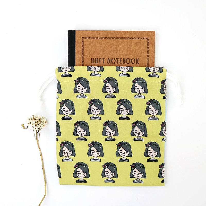 束口袋-双色眨眼女孩(加大) - 化妆包/杂物包 - 棉．麻 