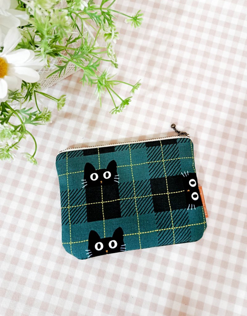 拾光系列万用袋/零钱包/化妆包/收纳袋/顽皮黑猫款 - 零钱包 - 棉．麻 绿色