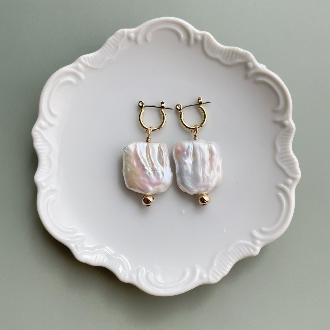 Square baroque pearl earrings-gold earrings / Clip-On - 耳环/耳夹 - 珍珠 白色