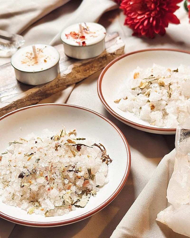 【明里有光】明火用净化盐 | 共四款 - 香薰/精油/线香 - 精油 白色