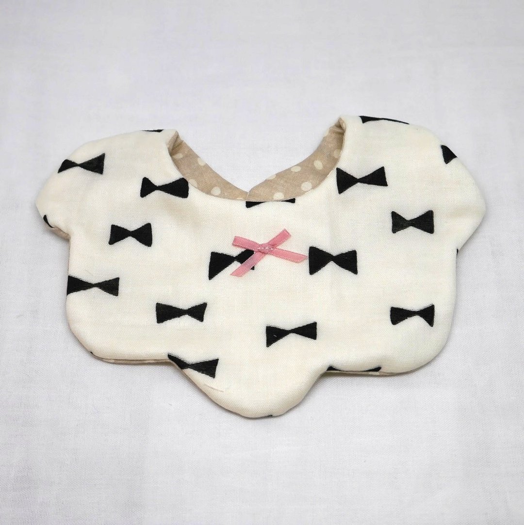 Japanese Handmade 8-layer-gauze Baby Bib / ribbon - 围嘴/口水巾 - 棉 白色