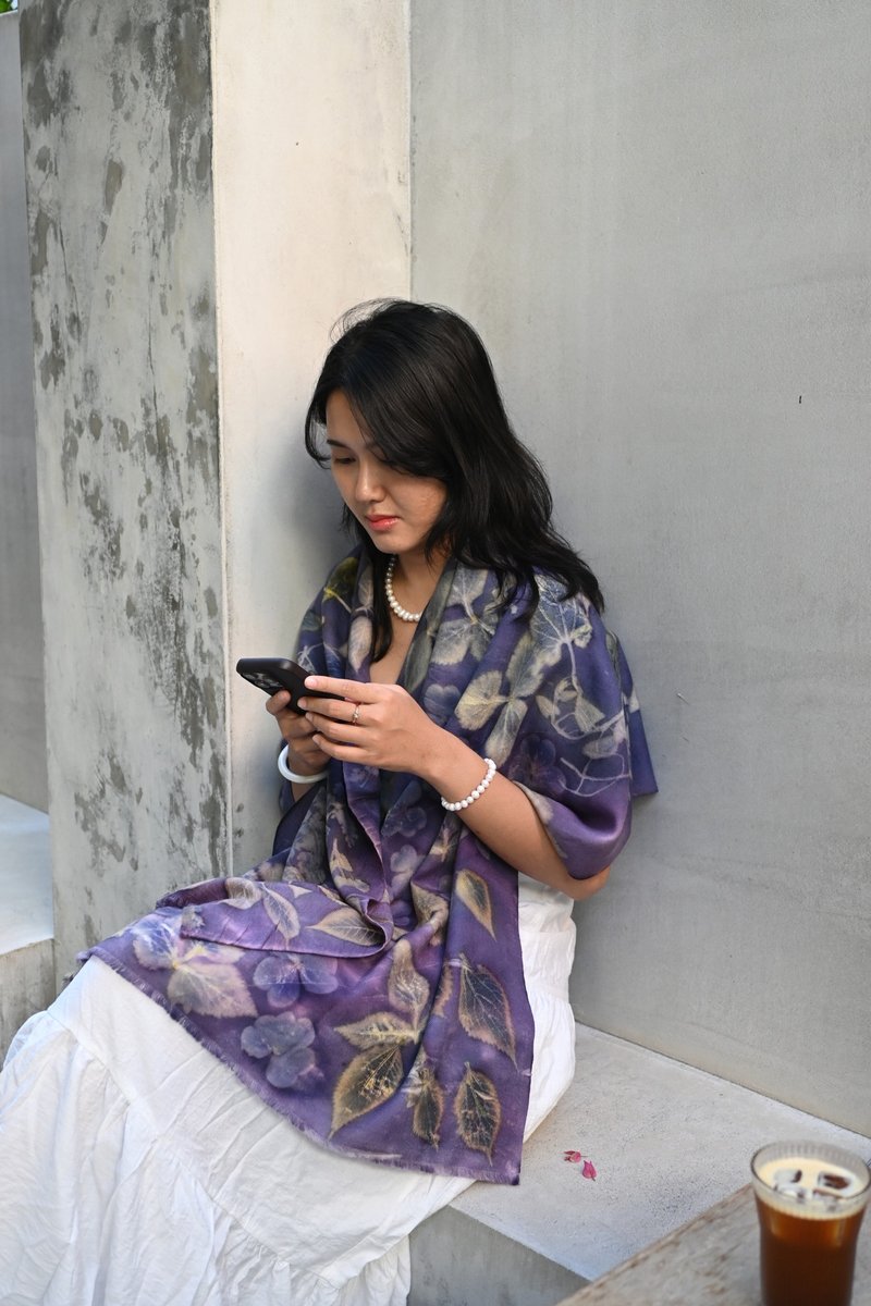 【记忆有限】EcoPrint 花叶移印 围巾/挂画-紫韵 - 围巾/披肩 - 羊毛 多色