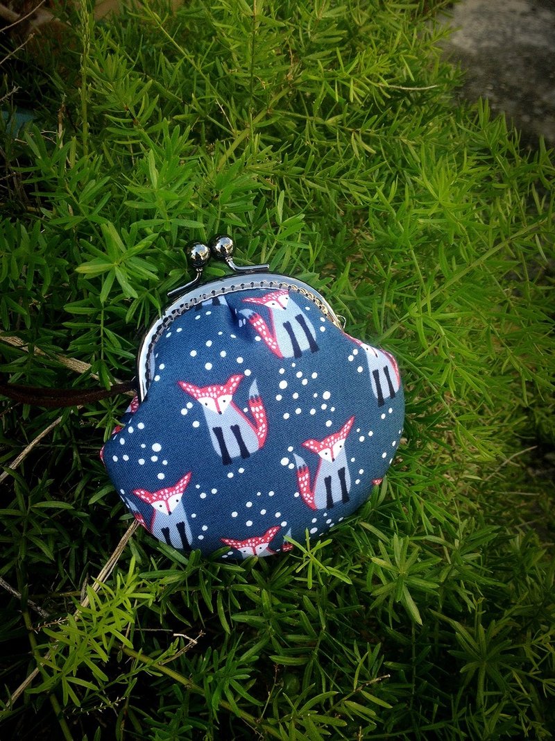 hm2。雪狐狸 夜蓝 贝壳。口金包 - 零钱包 - 棉．麻 蓝色