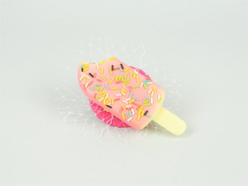 Headpiece Hair Clip Ice Cream in Pastel Pink with Sprinkles and Veil - Mini Fascinator Birthday Girl, Kawaii, Hen Party, Fun Accessory - 发饰 - 其他材质 粉红色