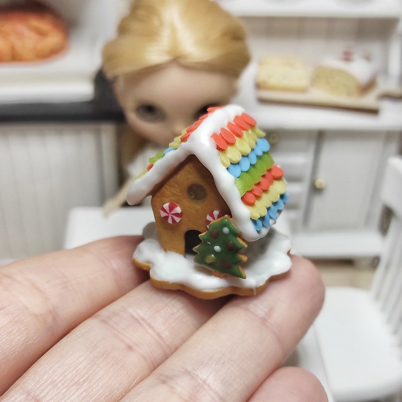 Realistic New Year miniature for dolls house - gingerbread house for dolls - 玩偶/公仔 - 粘土 