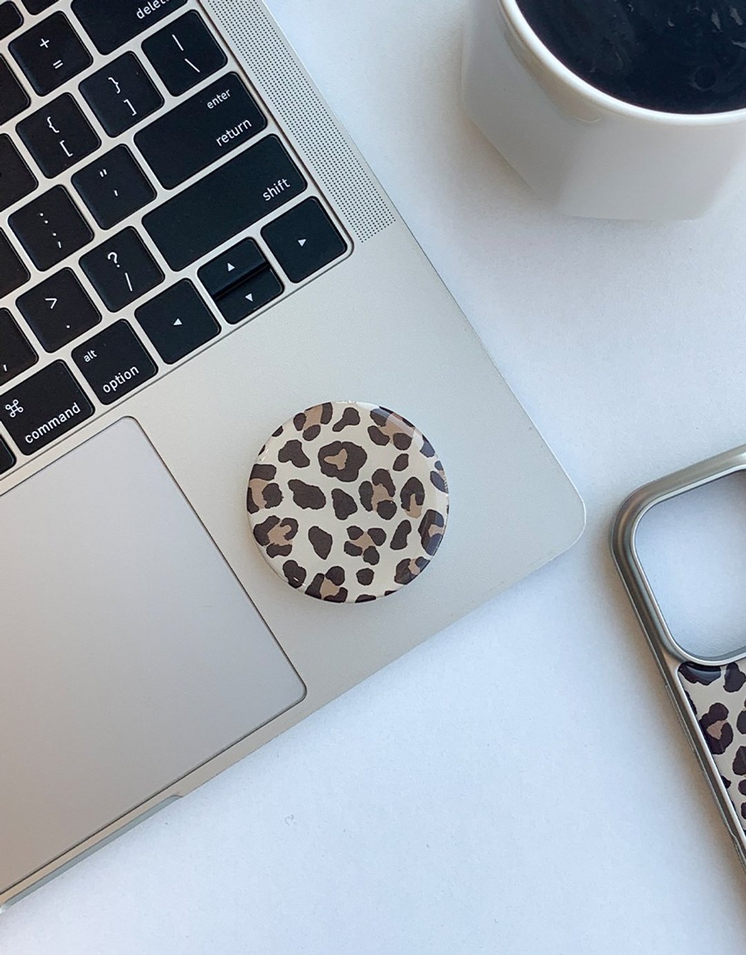 Brown Leopard epoxy iphone phone grip magsafe - 手机配件 - 其他材质 咖啡色