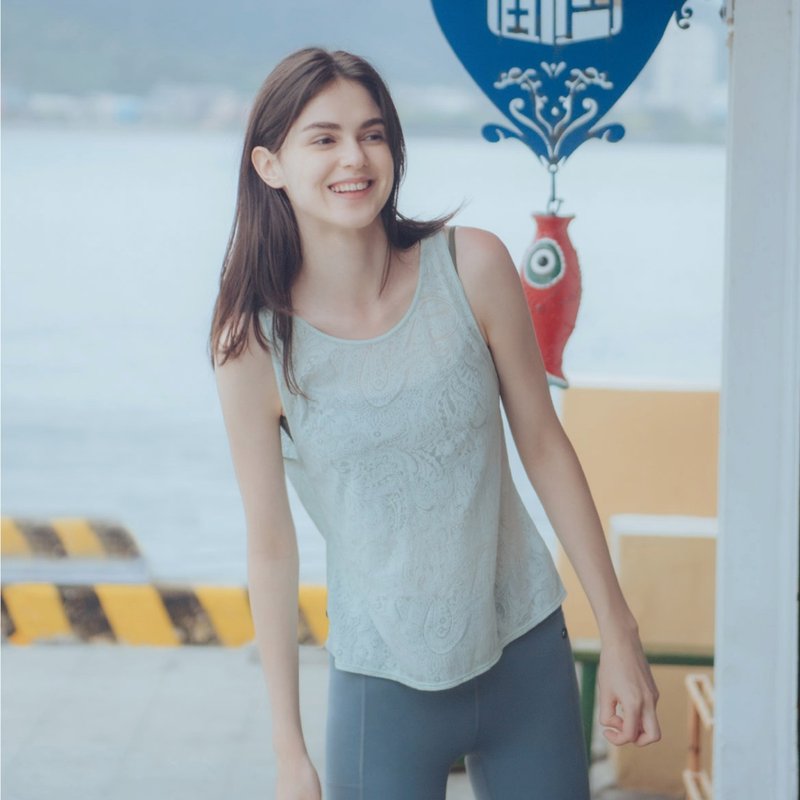 【MACACA】春晴燕语烧花罩衫 - AIA1522 粉绿 - 女装运动衣 - 棉．麻 绿色