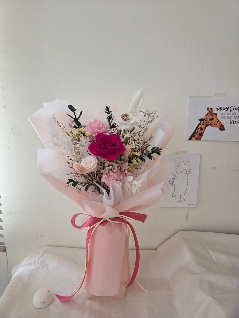 玫红粉浪漫小型永生玫瑰花束 - 干燥花/捧花 - 植物．花 
