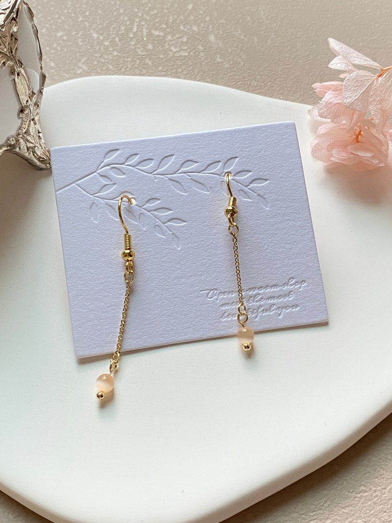 【 Kimiko手作饰品】粉橘色猫眼石长细链耳环 - 耳环/耳夹 - 石头 橘色