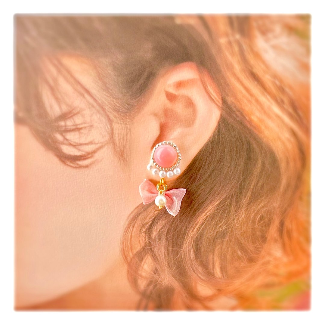 Earrings lovely ribbon - 耳环/耳夹 - 其他材质 粉红色