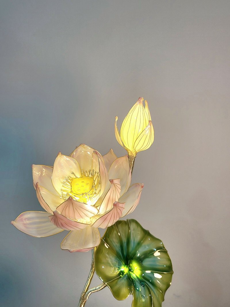 夏荷 • 沾浸艺术花灯【闲逛花间系列】绿白色。小夜灯。生日礼物 - 灯具/灯饰 - 树脂 粉红色