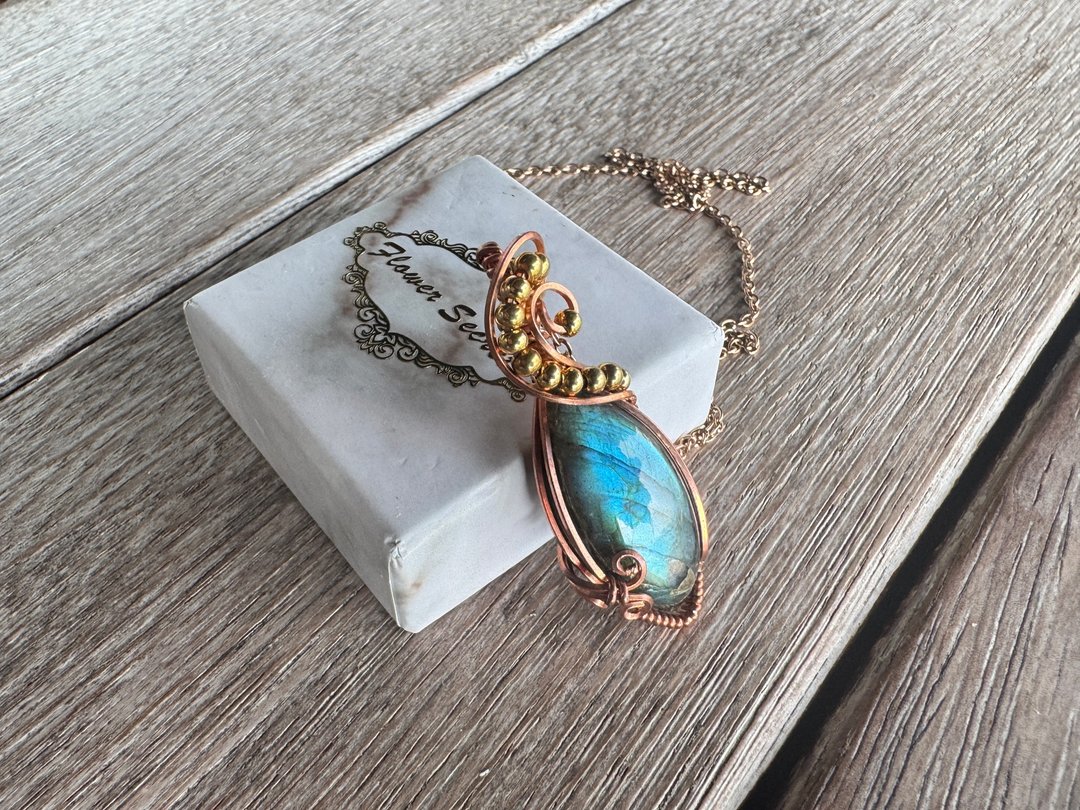 20260419 wire wrapping 拉长石 铜线 绕线 吊堕 - 项链 - 铜/黄铜 蓝色
