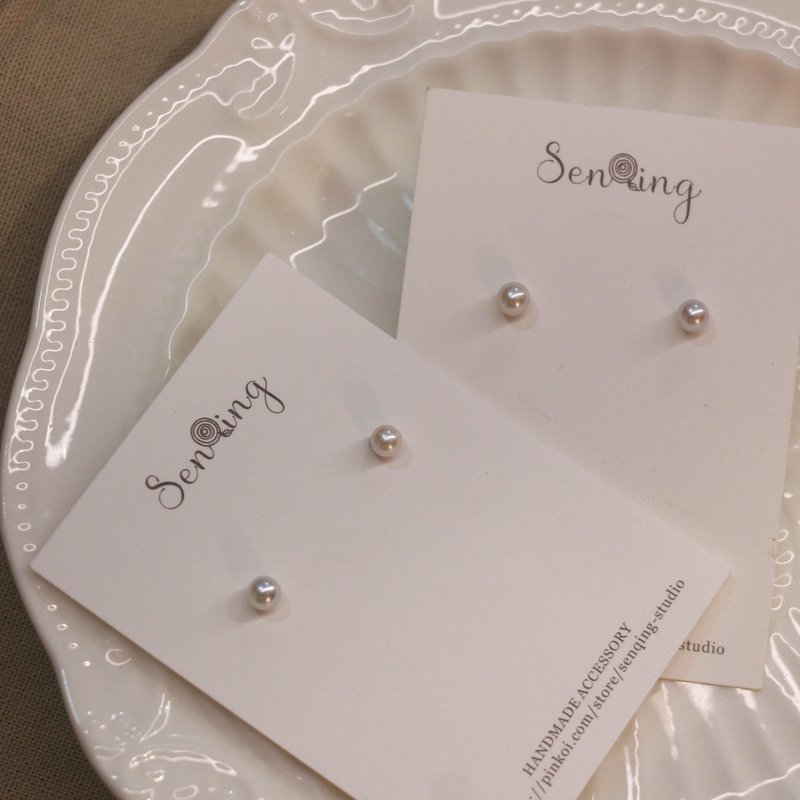 【空姐耳钉】 4mm 迷你淡水珍珠耳钉 s925纯银 - 耳环/耳夹 - 珍珠 白色