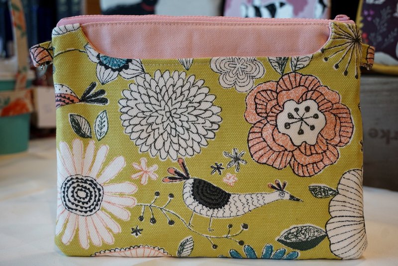 Miranda Handmade。富察家花园。日式优雅三层包 - 侧背包/斜挎包 - 棉．麻 