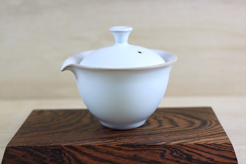 【送礼好物】粉青 无光釉 盖碗 盖杯 莺歌名家叶敏祥作品 - 茶具/茶杯 - 陶 