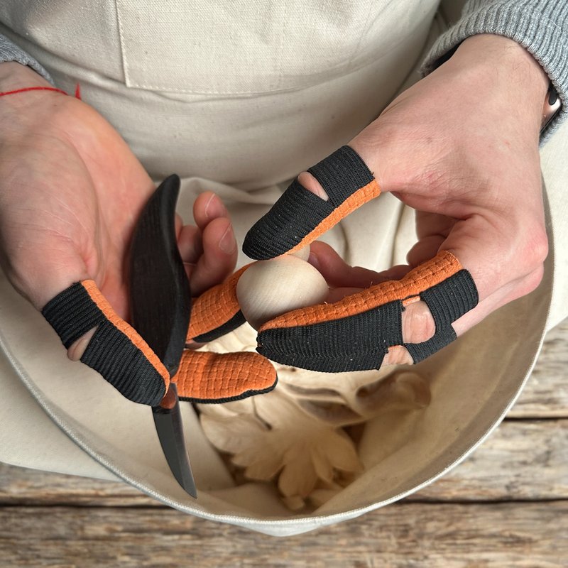 仅为手指提供切割保护。橙色手套具有防割功能。 - 手套 - 真皮 橘色