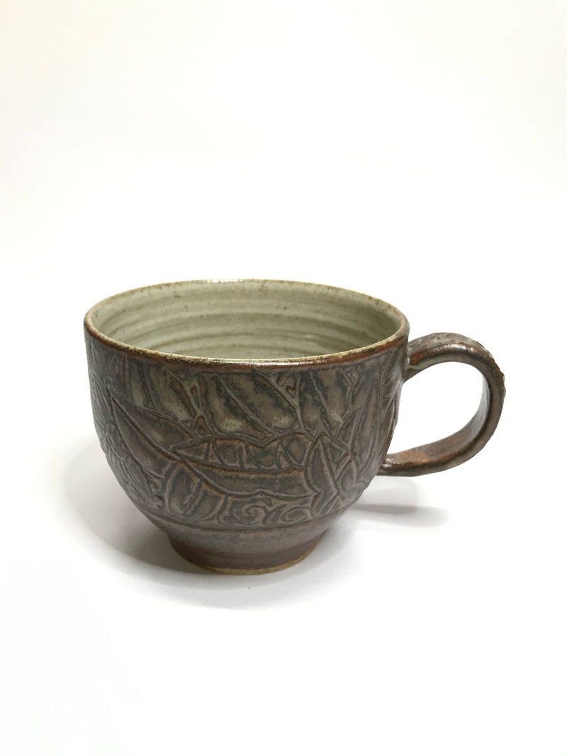 曾永鸿  灰釉刻花马克杯 - 咖啡杯/马克杯 - 陶 