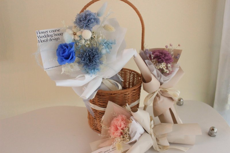 永生康乃馨花束 永生母亲节花束 - 摆饰 - 植物．花 多色