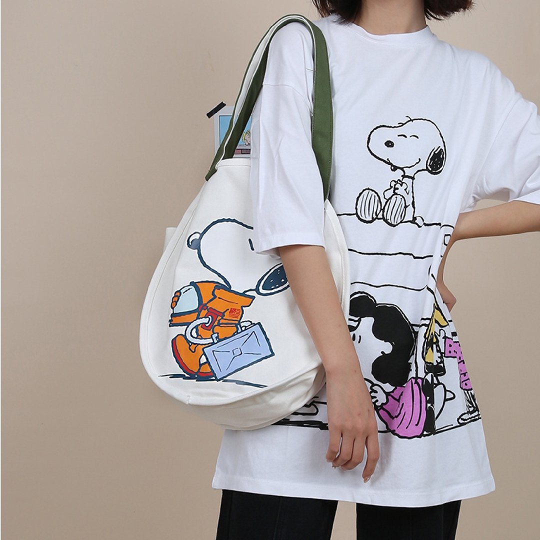 Snoopy 王牌飞行员50周年纪念帆布包 造型背包 手提袋 上学穿搭 - 侧背包/斜挎包 - 其他材质 