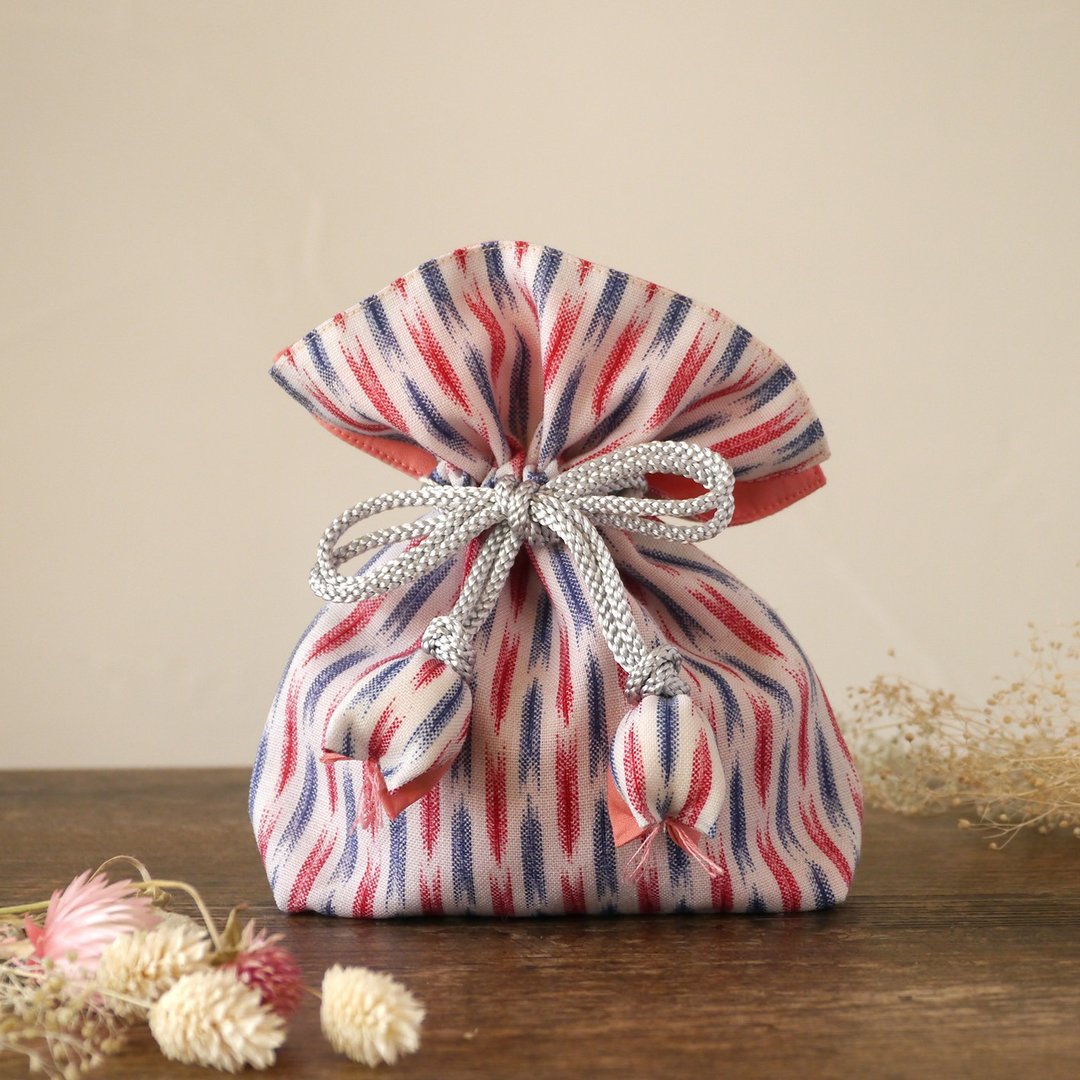 Kimono Drawstring Arrow Feather Text FUGURO - 化妆包/杂物包 - 棉 粉红色