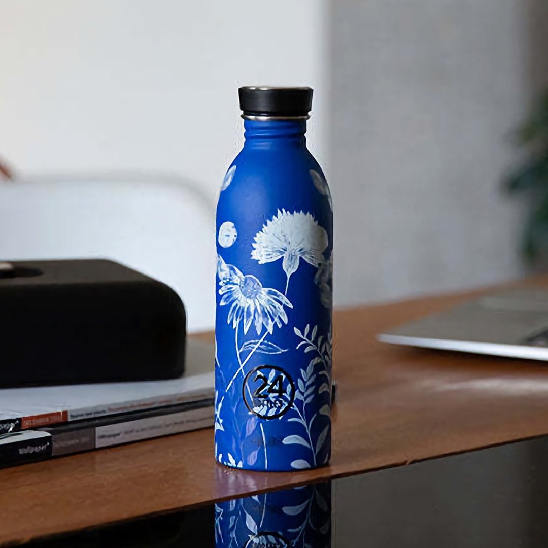 意大利 24Bottles 轻量冷水瓶 500ml - 蓝色花影 - 水瓶/水壶 - 不锈钢 多色