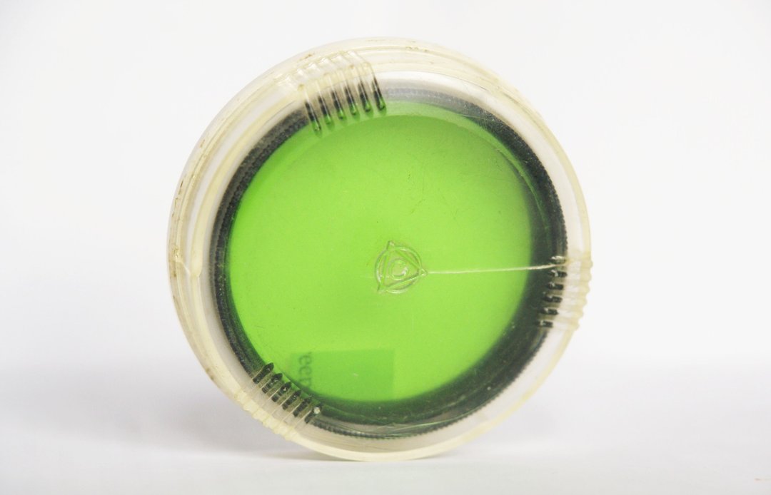 ZhZ-2x 52mm 黄绿色镜头滤镜 52x0.75 苏联制 LZOS 适用于 Helios-44M-4 附盒 - 相机 - 其他材质 绿色