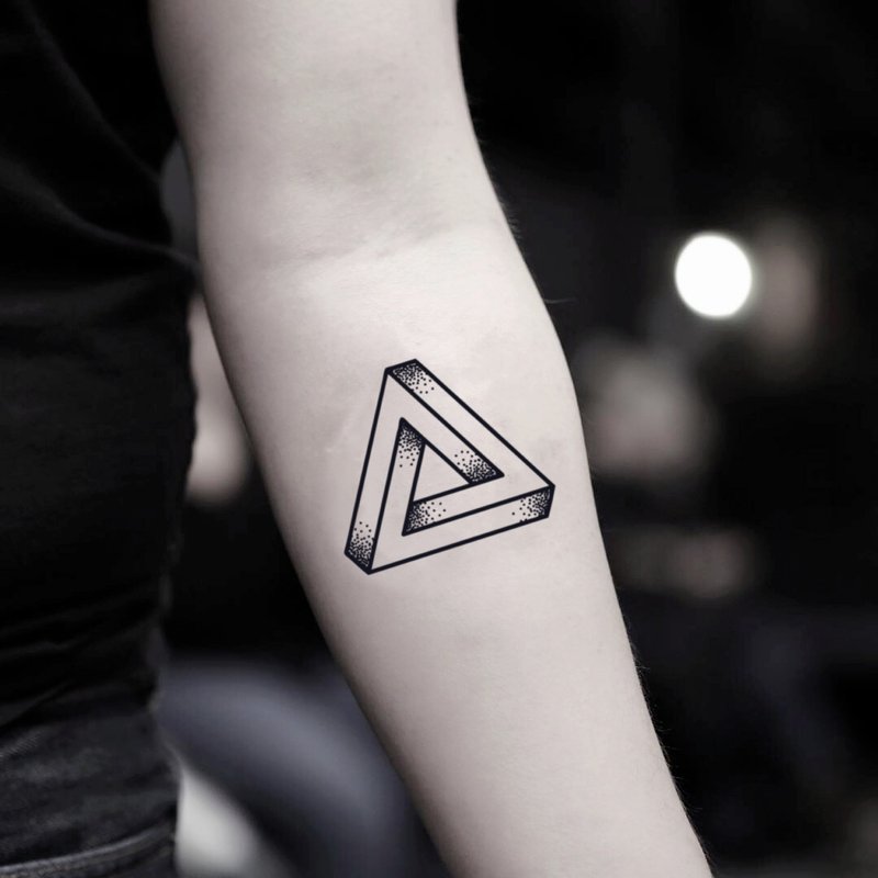 OhMyTat 彭罗斯三角 Penrose Triangle 刺青图案纹身贴纸 (2 张) - 纹身贴 - 纸 黑色