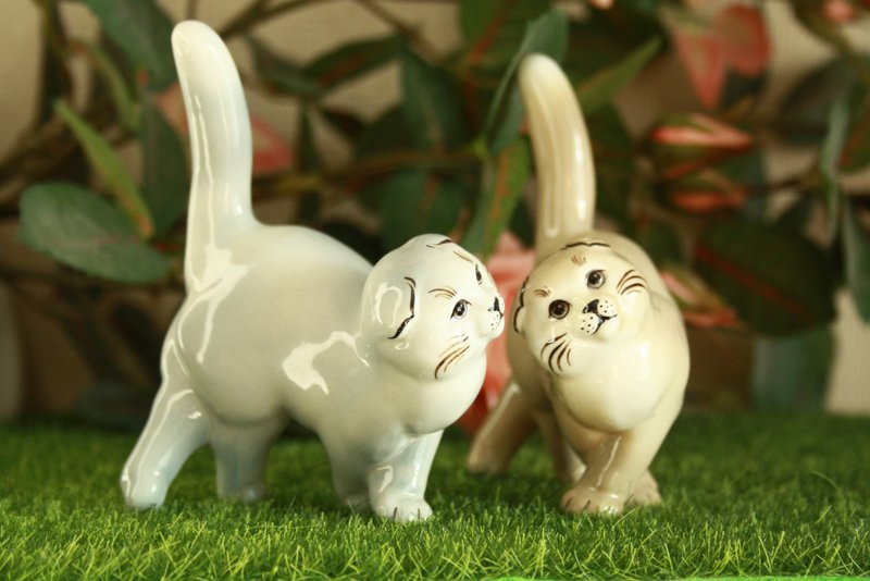 Scottish Fold cat porcelain figurine, statuette - 摆饰 - 瓷 