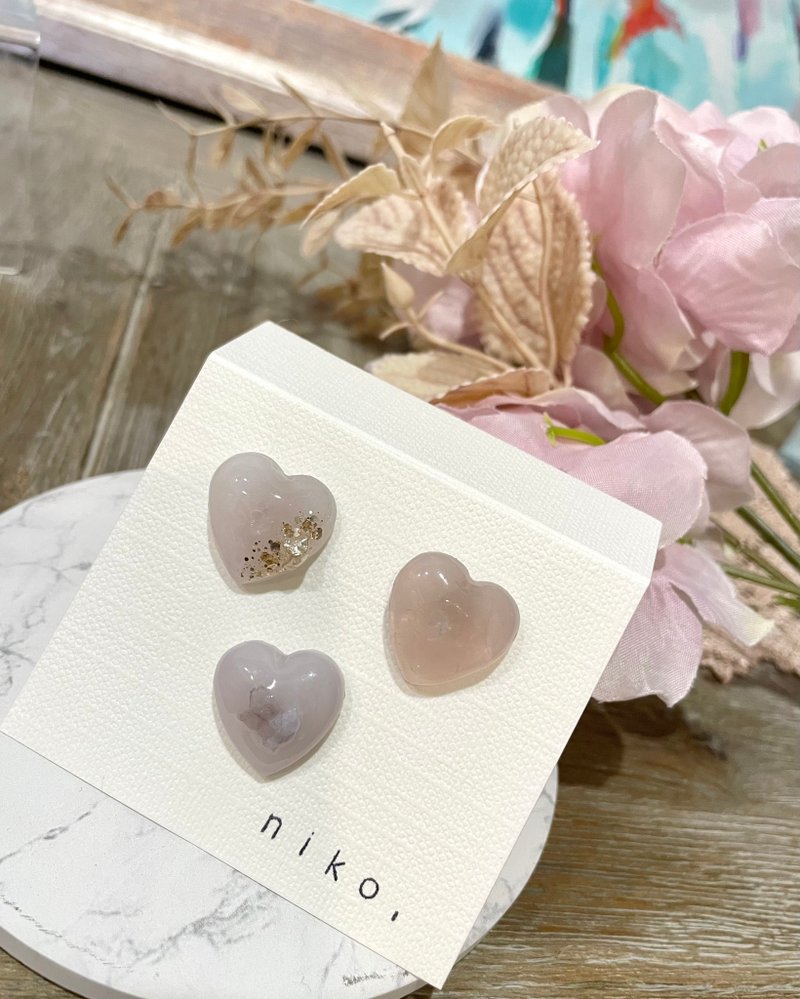 手作耳环  爱心 日本手作家 - 耳环/耳夹 - 树脂 银色