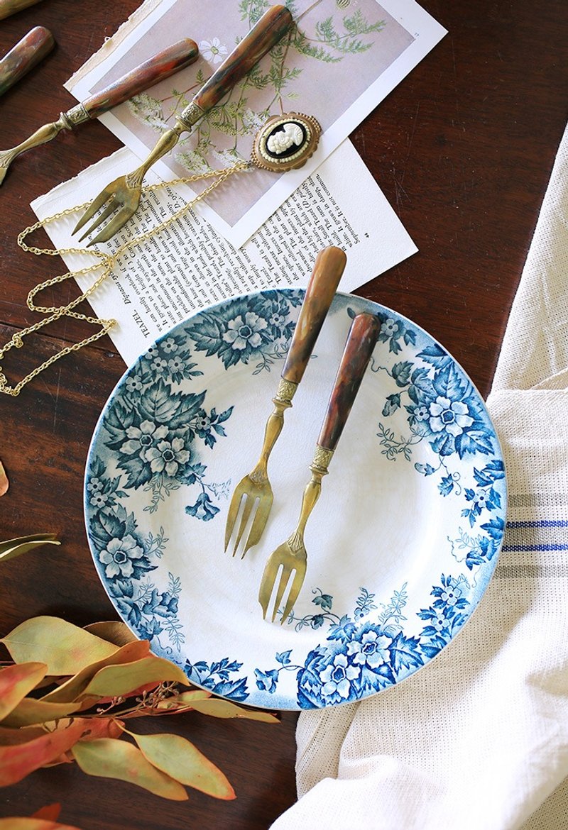 19世纪末 法国古董老花盘 No.8 餐盘 - 盘子/餐盘/盘架 - 陶 白色