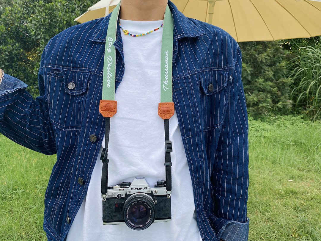 CAMERA STRAP : Personalize name(LIGHT GREEN) SMALL SIZE / YESIDID - 相机背带/脚架 - 其他材质 绿色