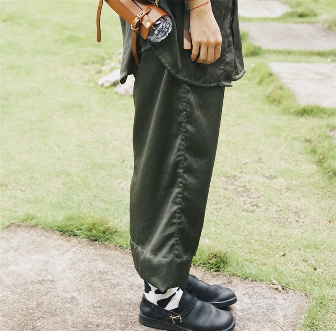灰綠色進口真絲面料 百搭寬松 親服涼爽 直筒褲 休閑褲 中性長褲 - 女装长裤 - 丝．绢 绿色