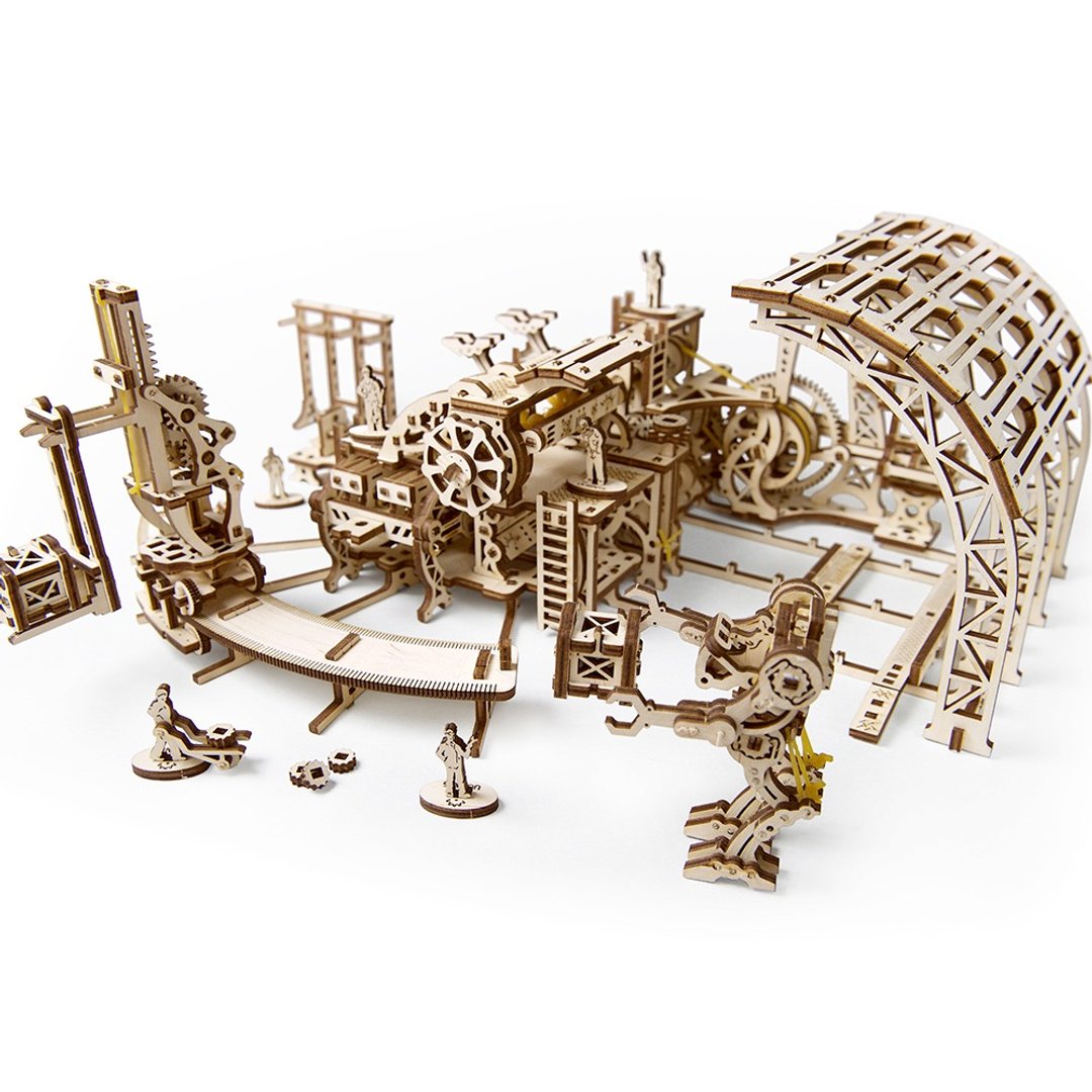 /Ugears/ 乌克兰木制模型 机械小镇 - 机器人工厂 Robot factory - 数码小物 - 木头 