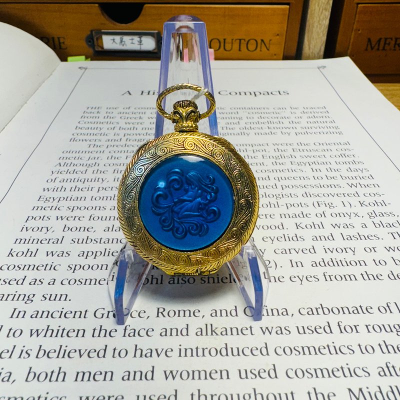 Max Factor 香膏坠子 - 其他 - 其他金属 