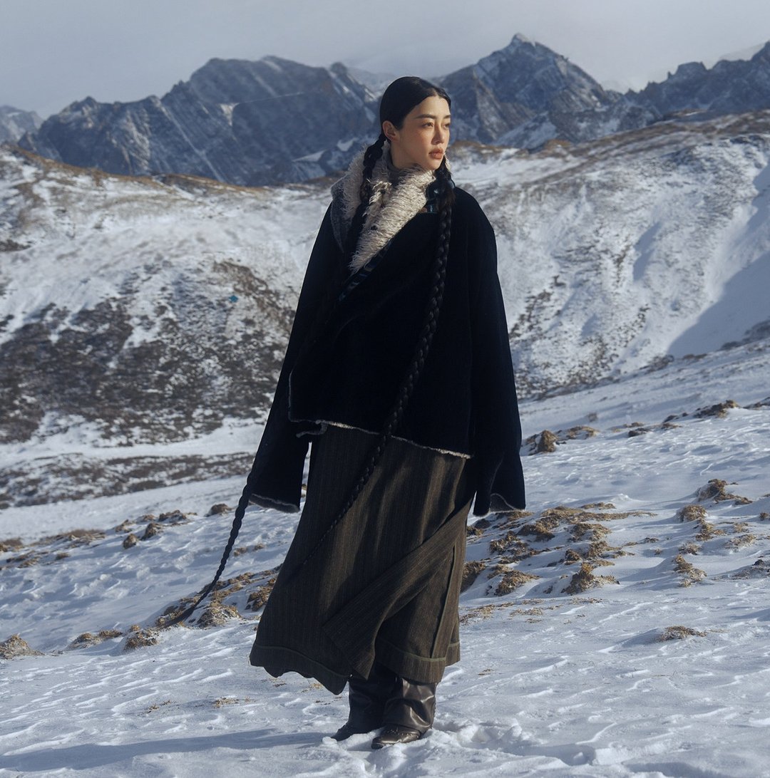 復古民族風雪地外套 | 雲中歌系列藏式棉服 | 加厚保暖設計 - 女装休闲/机能外套 - 其他材质 黑色