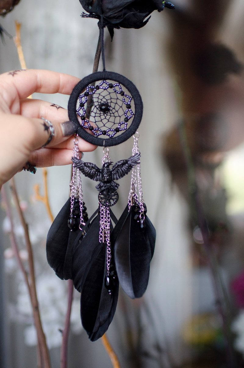 Black Raven Dream Catcher Gothic Car Charm | Vegvisir Runic Compass Amulet - 墙贴/壁贴 - 绣线 黑色